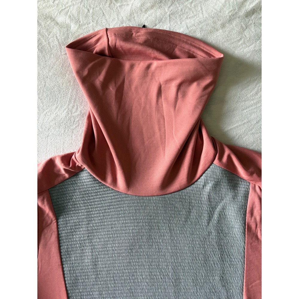 On Running Weather Shirt Womens L Coral Grey High Neck Pullover Top Gorpcore - Picture 9 of 10